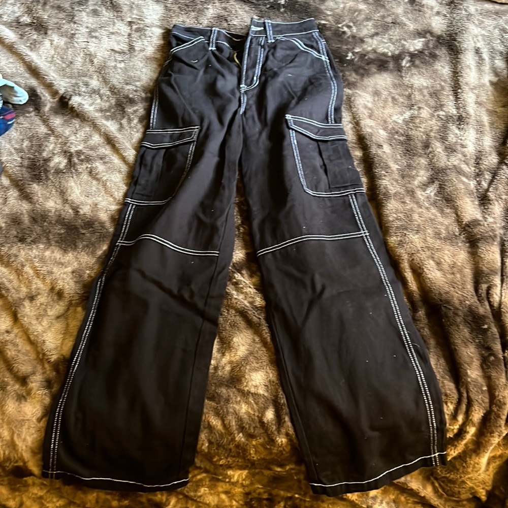H&M black wide legged baggy jeans. Size 0.